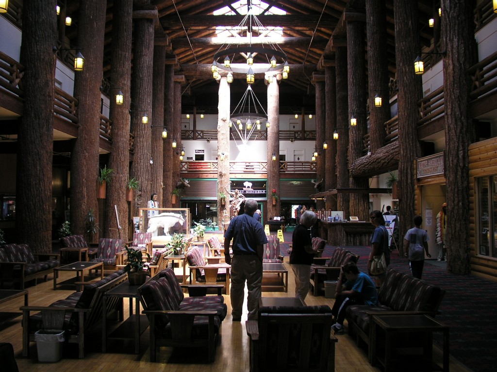 east glacier lodge