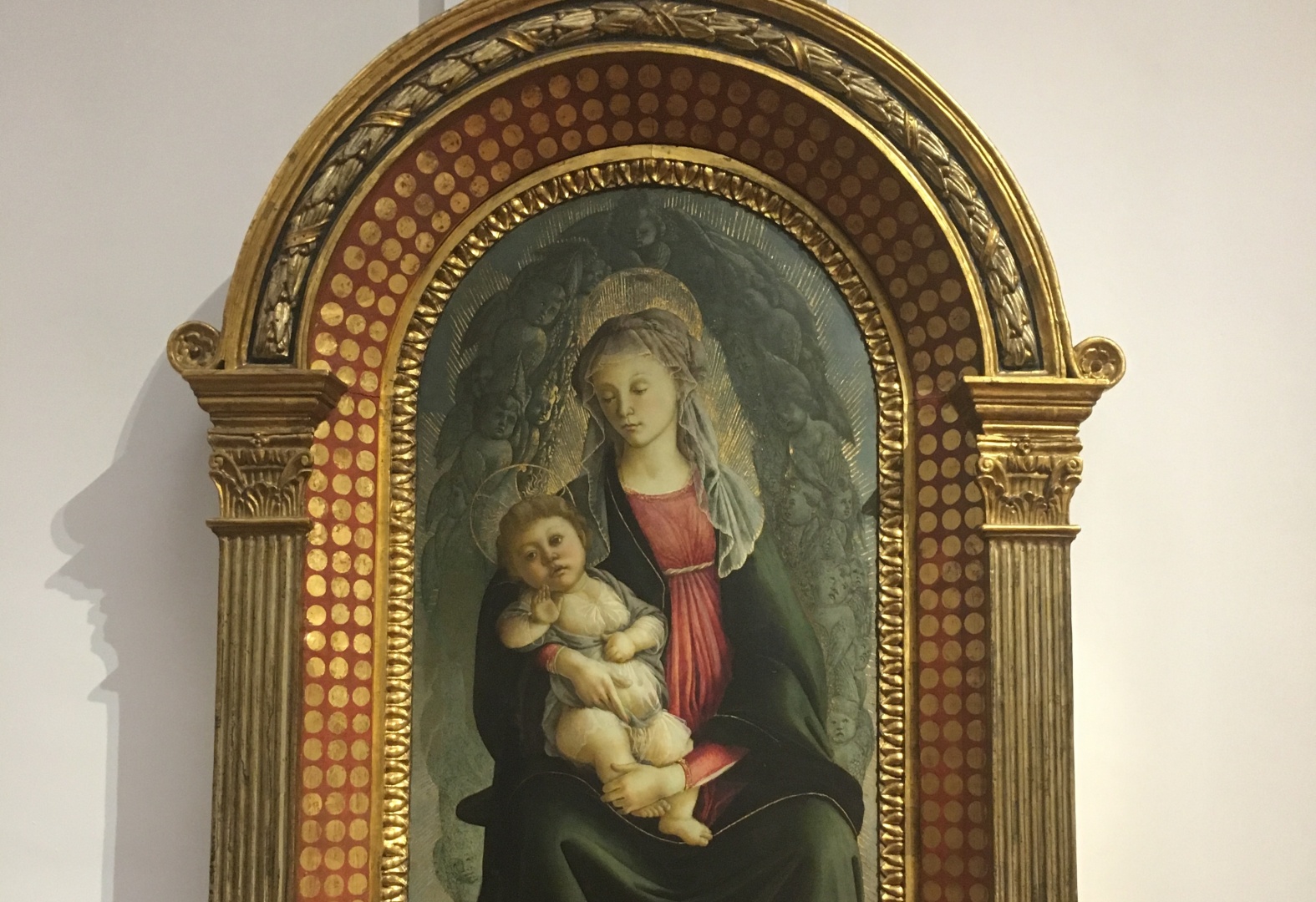 Botticelli - Madonna in Glory with Seraphim - c 1469