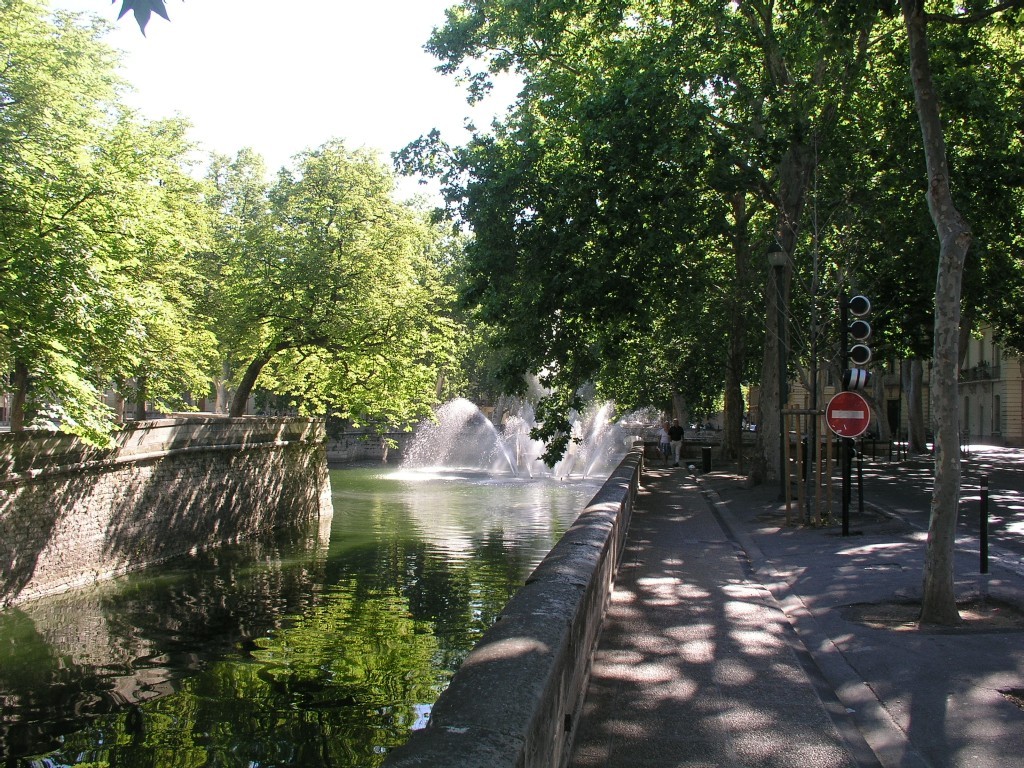 Nîmes - canal